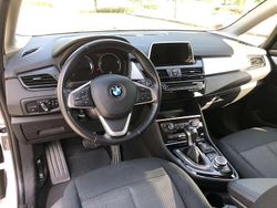 Weiß Gebraucht 2019 BMW 225 Active Tourer Van / Kleinbus | 12.008 € (Superpreis)