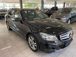 Schwarz Gebraucht 2014 Mercedes E200 Kombi | 8.500 € (Fairer Preis)