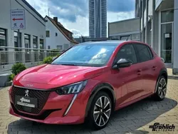 Rot Gebraucht 2022 Peugeot e-208 GT Kleinwagen | 21.149 € (Fairer Preis)