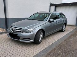 Grün Gebraucht 2012 Mercedes C200 Avantgarde Kombi | 8.500 € (Fairer Preis)