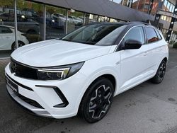 Jade weiß Gebraucht 2024 Opel Grandland X Elegance SUV | 29.950 € (Teuer)