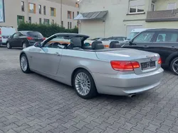 Silber Gebraucht 2009 BMW 320 Cabriolet Performance Cabrio | 7.950 € (Guter Preis)