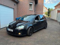 Schwarz Gebraucht 2006 VW Golf V Limousine | 2.299 € (Fairer Preis)