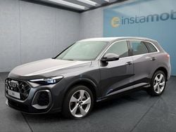 Grau Neu 2025 Audi Q5 SUV | 74.649 € (Teuer)