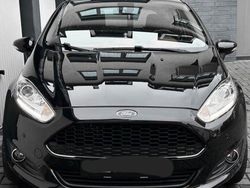Schwarz Gebraucht 2013 Ford Fiesta Individual Kleinwagen | 6.450 € (Etwas zu teuer)