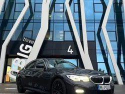 Schwarz Gebraucht 2020 BMW 320 M Sport Limousine | 27.000 € (Guter Preis)