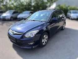 Blau Gebraucht 2011 Hyundai i30 Classic Kombi | 1.090 € (Guter Preis)