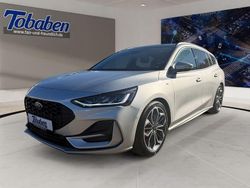 Silber Gebraucht 2024 Ford Focus ST-Line X Limousine | 28.950 € (Teuer)