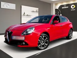 Rot Gebraucht 2018 Alfa Romeo Giulietta Super Kleinwagen | 11.788 € (Guter Preis)