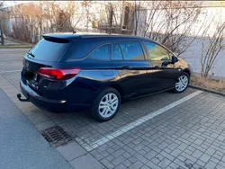 Blau Gebraucht 2018 Opel Astra Kombi | 8.000 € (Fairer Preis)