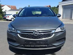 Quarz grau Gebraucht 2019 Opel Astra Edition Kombi | 10.000 € (Fairer Preis)