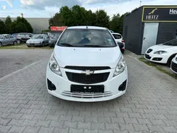 Weiß Gebraucht 2010 Chevrolet Spark Kleinwagen | 2.350 € (Guter Preis)