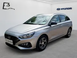 Silber Gebraucht 2021 Hyundai i30 Edition 30 Kombi | 15.490 € (Fairer Preis)
