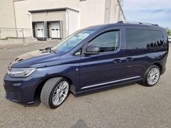 Blau Gebraucht 2021 VW Caddy Style Van / Kleinbus | 21.500 € (Guter Preis)