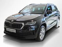 Blackmagic perleffekt Neu 2025 Skoda Karoq Selection SUV | 36.790 € (Fairer Preis)