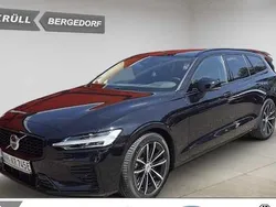 Schwarz Gebraucht 2025 Volvo V60 Plus Kombi | 64.995 €