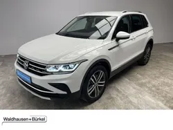 Pure white Gebraucht 2022 VW Tiguan Elegance SUV | 29.900 € (Guter Preis)