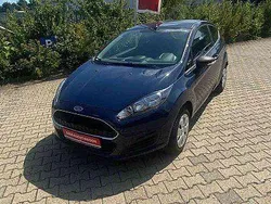 Blau Gebraucht 2016 Ford Fiesta Ambiente Kleinwagen | 6.800 € (Fairer Preis)