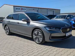 Grau Gebraucht 2024 Skoda Superb Selection Limousine | 38.950 € (Superpreis)