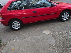 Rot Gebraucht 1997 Mazda 323C Limousine | 1.500 €