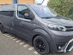 Grau Gebraucht 2023 Toyota Proace Executive Van | 42.500 € (Guter Preis)