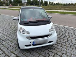 Weiß Gebraucht 2011 Smart ForTwo Coupé Passion Coupé | 5.500 € (Etwas zu teuer)