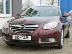 Rot Gebraucht 2013 Opel Insignia Active Limousine | 5.990 € (Guter Preis)