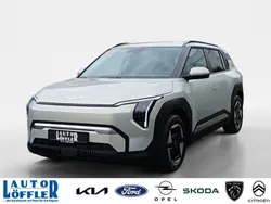 Silber Neu 2025 Kia EV3 4 SUV | 39.407 € (Superpreis)