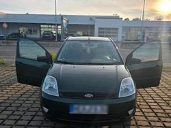 Grün Gebraucht 2005 Ford Aerostar Van / Kleinbus | 1.750 €