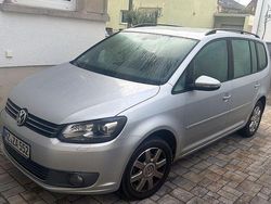Silber Gebraucht 2011 VW Touran Comfortline Van / Kleinbus | 8.950 € (Fairer Preis)