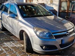 Grau Gebraucht 2006 Opel Astra Kombi | 900 € (Superpreis)