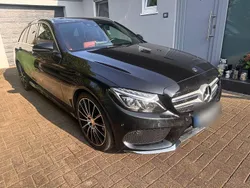 Schwarz Gebraucht 2017 Mercedes C300 AMG line Kombi | 23.000 € (Fairer Preis)