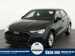 Mythos schwarz metallic Neu 2025 Audi A3 Sportback Limousine | 32.995 € (Superpreis)