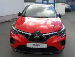 Aurorarot / onyxschwarz Gebraucht 2023 Mitsubishi ASX Edition SUV | 31.990 € (Etwas zu teuer)