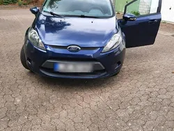 Blau Gebraucht 2011 Ford Fiesta Kleinwagen | 2.800 € (Guter Preis)
