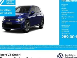 Blau Gebraucht 2024 VW Golf VIII R-line Limousine | 33.996 € (Guter Preis)