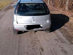 Silber Gebraucht 2005 Opel Corsa Kleinwagen | 2.100 € (Fairer Preis)