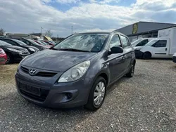 Grau Gebraucht 2012 Hyundai i20 Classic Kleinwagen | 1.750 € (Guter Preis)