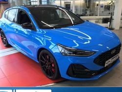 Blau Neu 2025 Ford Focus ST Limousine | 42.500 € (Fairer Preis)