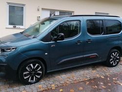 Blau Gebraucht 2025 Citroën Berlingo XTR Van / Kleinbus | 31.500 € (Etwas zu teuer)