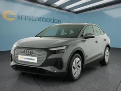 Grau Gebraucht 2023 Audi Q4 e-tron SUV | 30.299 € (Teuer)