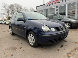 Blau Gebraucht 2002 VW Polo Basis Kleinwagen | 1.980 € (Teuer)
