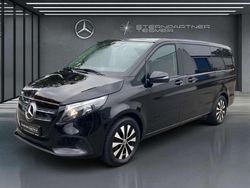 Obsidianschwarz metallic Gebraucht 2024 Mercedes EQV300 Van / Kleinbus | 49.800 € (Fairer Preis)