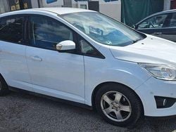 Weiß Gebraucht 2013 Ford C-MAX Van / Kleinbus | 2.650 € (Guter Preis)