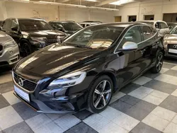 Schwarz Gebraucht 2017 Volvo V40 R-Design Kombi | 18.950 € (Fairer Preis)