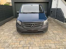 Blau Gebraucht 2016 Mercedes Vito Van / Kleinbus | 11.999 € (Superpreis)