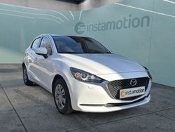 Weiß Gebraucht 2023 Mazda 2 Prime-Line Limousine | 14.430 € (Fairer Preis)