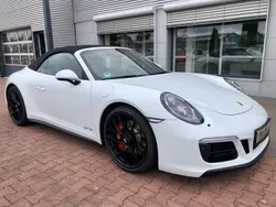 Weiß Gebraucht 2017 Porsche 911 Carrera 4 GTS Cabrio | 134.999 €