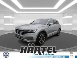 Antimonsilber (silver), metallic Gebraucht 2022 VW Touareg Elegance SUV | 46.300 € (Superpreis)