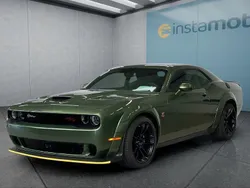 Grün Neu 2025 Dodge Challenger Coupé | 69.349 € (Fairer Preis)
